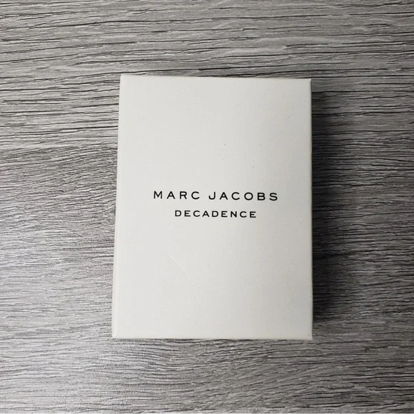 Marc Jacobs Gold Chain Necklace with Brown Pendant - Picture 6 of 7